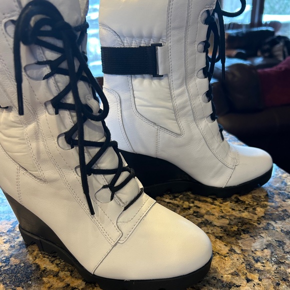 Sorel Joan Uptown mid lace wedge boot - Picture 14 of 16